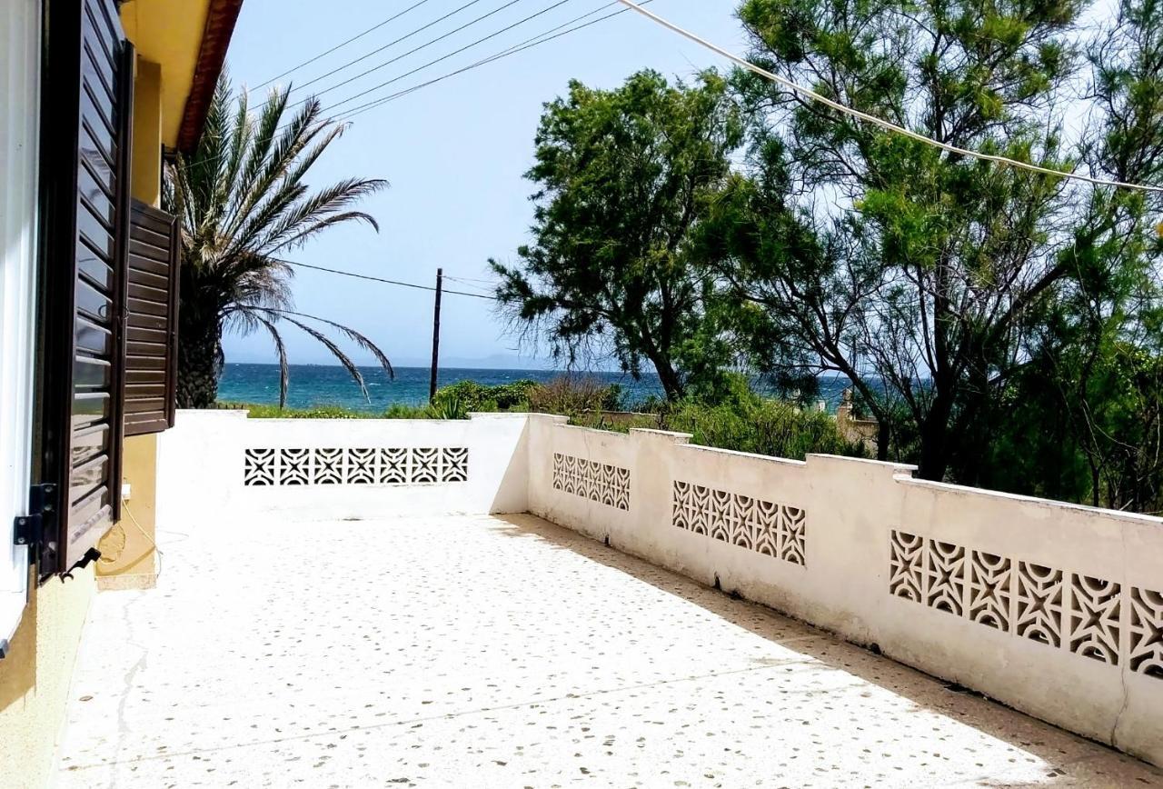 Summerhouse Peggy: Close To Athens Airport By The Sea Artemida  Exteriér fotografie