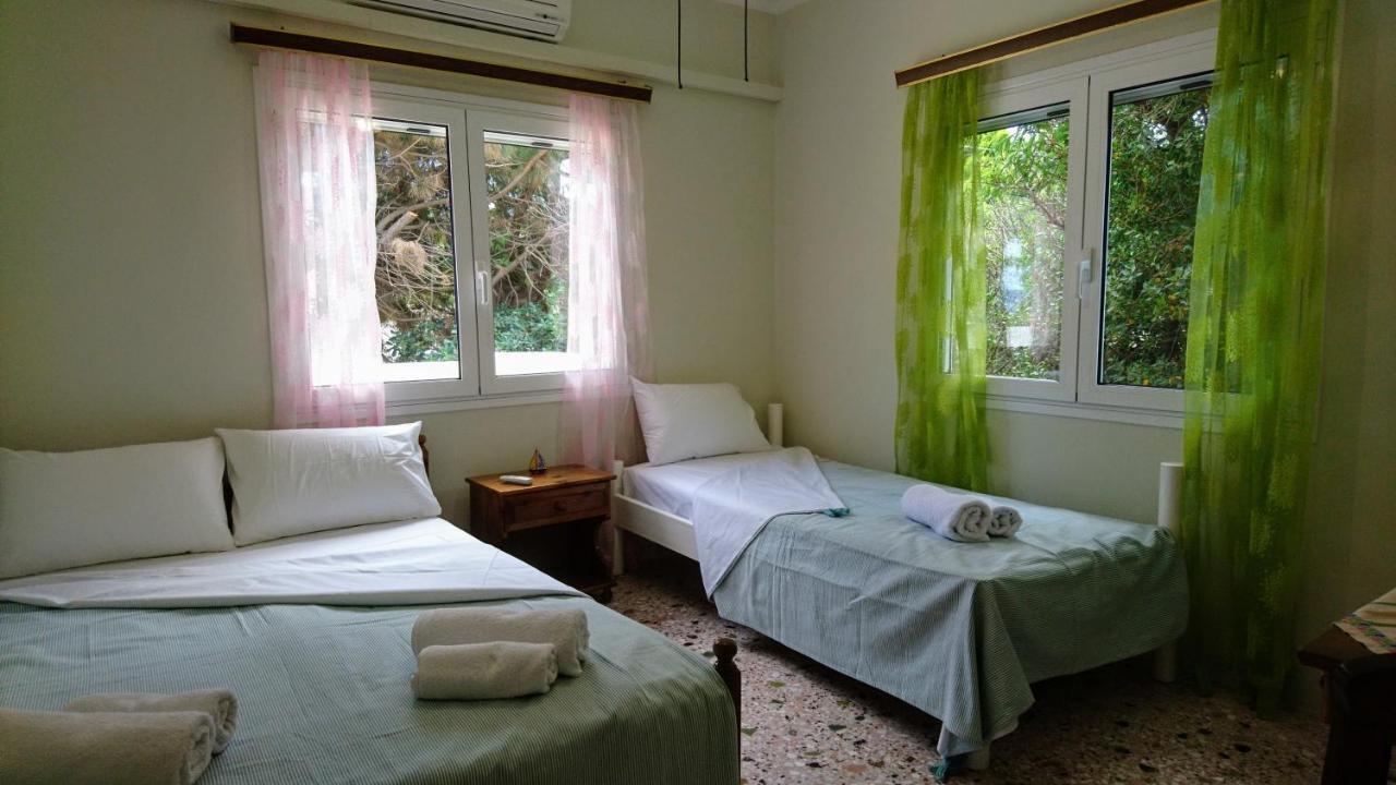 Summerhouse Peggy: Close To Athens Airport By The Sea Artemida  Exteriér fotografie